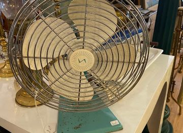 illinois/rockford/shop/29-palms-the-collector-s-oasis-llc