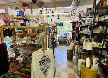 rhode-island/block-island/shop/red-right-return