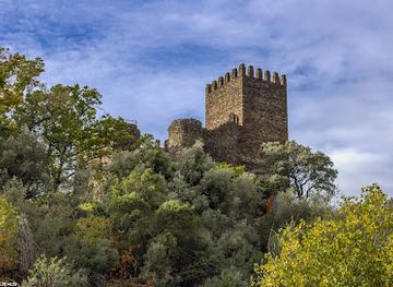 portugal/serra-da-lousa/shop/castle-of-lousa