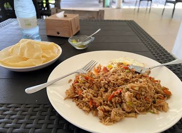 maldives/gaafu-alif-atoll/shop/cofy-shop