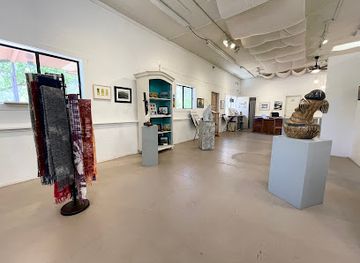 new-mexico/jemez-springs/shop/jemez-fine-art-gallery