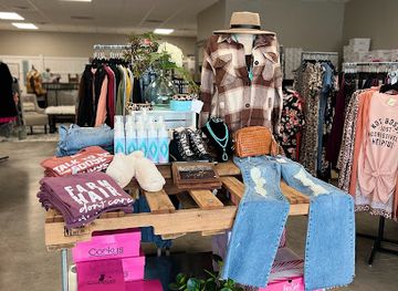 south-dakota/rapid-city/shop/bizzy-boutique