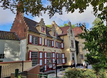belgium/bruges/minnewater/shop/bar-boutique