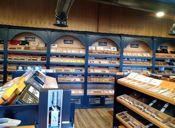 dominican-republic/las-terrenas/shop/cabinet-tabaco-boutique-las-terrenas