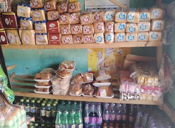 uganda/rwenzori-mountains-national-park/shop/kolebo-retail-shop