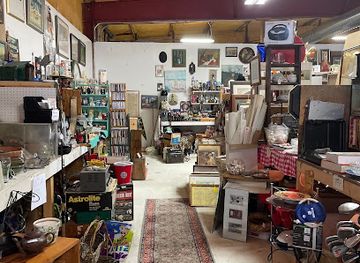maine/york-county/shop/hidden-treasures-antiques-collectibles