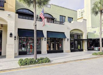 florida/fort-lauderdale/las-olas-boulevard/shop/south-moon-under