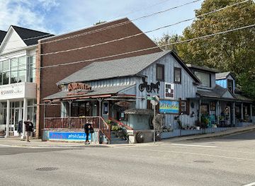 canada/southwestern-ontario/shop/it-s-artistic-the-gift-garden-place