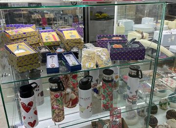 kazakhstan/nur-sultan/nurzhol-boulevard/shop/shashaq-art