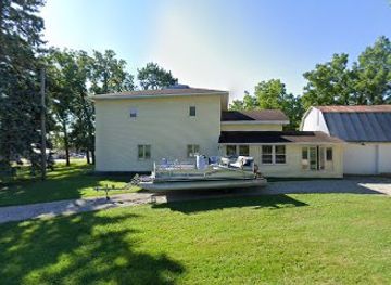 iowa/backbone-state-park/shop/rose-creek-gifts-more-llc