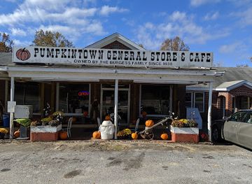 south-carolina/table-rock-state-park/shop/pumpkintown-general-store