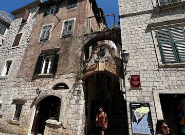 montenegro/kotor/shop/vetus-oppidum-antique
