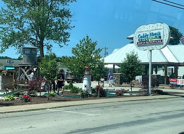 ohio/kelleys-island/shop/caddy-shack-square