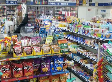 rhode-island/pawtucket/shop/west-mart-convenience-smoke-shop