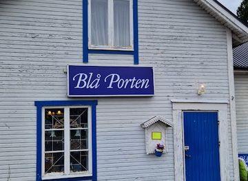 sweden/angermanland/shop/bla-porten-antik-loppis