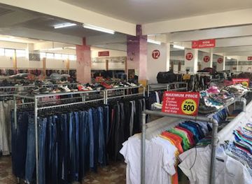 kenya/nakuru/shop/think-twice-second-hand-clothes-nakuru-kenyatta