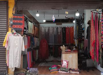 india/manali/solang-valley/shop/skyline-fashion-boutique