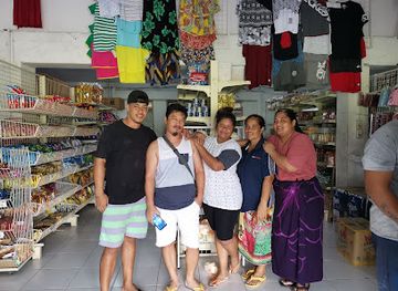 samoa/lalomanu/shop/tofilau-tauvaga-silia-s-store