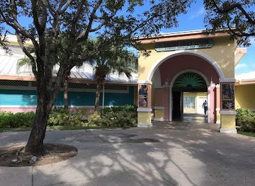 Bahamas Craft Center