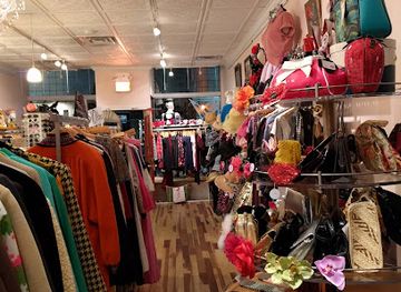 new-york/long-island/shop/paper-doll-vintage-boutique