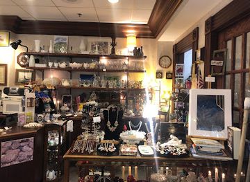 michigan/traverse-city/shop/anna-s-creations-collectible