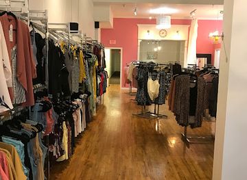 north-dakota/bismarck/shop/your-own-two-wings-boutique