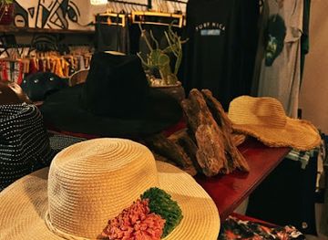 nicaragua/southern-region/shop/bonzai-nica-boutique