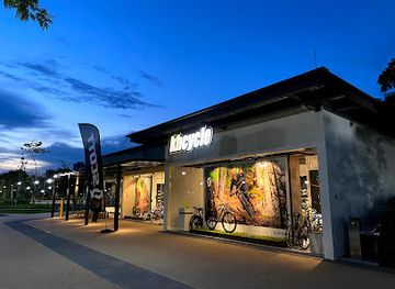 singapore/east-coast-park/shop/khcycle-ecp-showroom