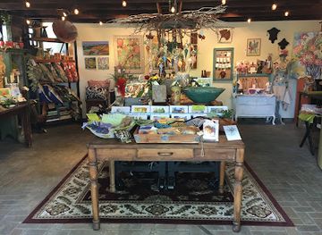 new-hampshire/merrimack-valley/shop/barn-in-bloom