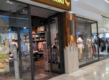 namibia/windhoek/shop/old-khaki-the-grove-mall-of-namibia