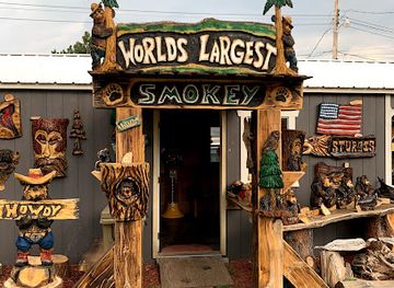 south-dakota/black-hills-national-forest/shop/dahl-s-chainsaw-art