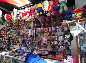 honduras/ocotepeque-region/shop/utiles-y-variedades-josue