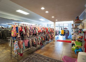 alabama/cherokee-rock-village/shop/amazon-hope-thrift-store