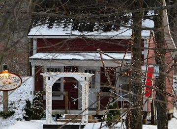 vermont/camel-s-hump-state-park/shop/reign-vermont