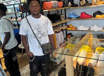 ghana/gonjaland/shop/biggest-bird-boutique