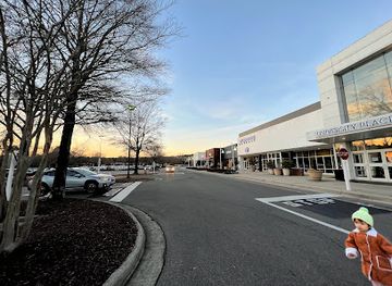 north-carolina/chapel-hill/shop/university-place