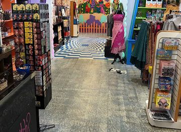 north-carolina/wilmington-area/shop/the-black-cat-shoppe