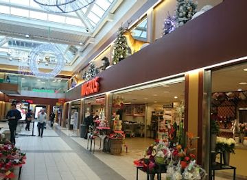 switzerland/lake-geneva-region/shop/meyrin-center