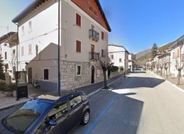 italy/abruzzo-national-park/shop/la-bifora-antichita