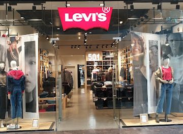 iceland/kopavogur/shop/levi-s-smaralind-shopping-mall