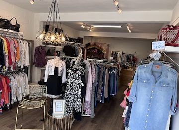 california/menlo-park/shop/repeter-consignment-chestnut-ln-menlo-park-ca