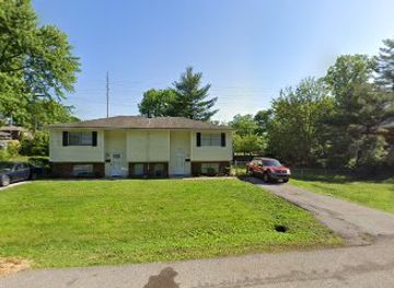 kentucky/frankfort/shop/undefined-clothing