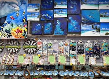 maldives/veligandu-island/shop/souvenir-zone