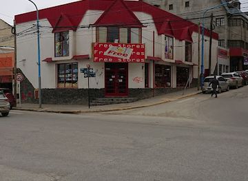 argentina/tierra-del-fuego-national-park/shop/free-stores