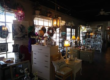 texas/waco/shop/lasalle-shoppes