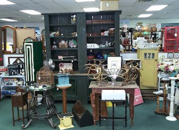 west-virginia/parkersburg/shop/the-rustic-house-antique-mall