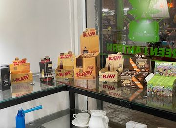 thailand/phuket/karon/shop/green-lantern-kata-weed-cannabis-dispensary-store-shop