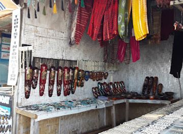 indonesia/gili-islands/shop/emi-shop