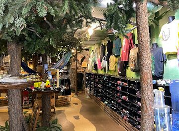 colorado/elk-mountains/shop/sasquatch-outpost