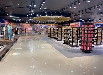 saudi-arabia/asir-mountains/shop/abraj-avenue